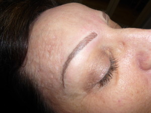 Hair stroke eyebrows